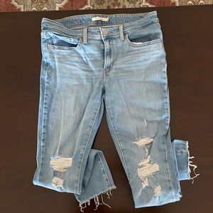 Distressed Skinny Levi 711 sz 30
